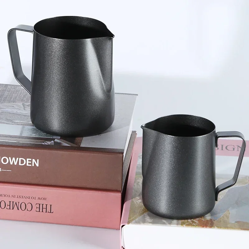 Milk Steaming Pitcher - Gruby Czarny Kubek do Latte Art