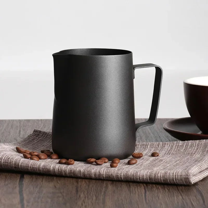 Gruby Czarny Kubek do Latte Ar – Milk Steaming Pitcher recenzja i cena