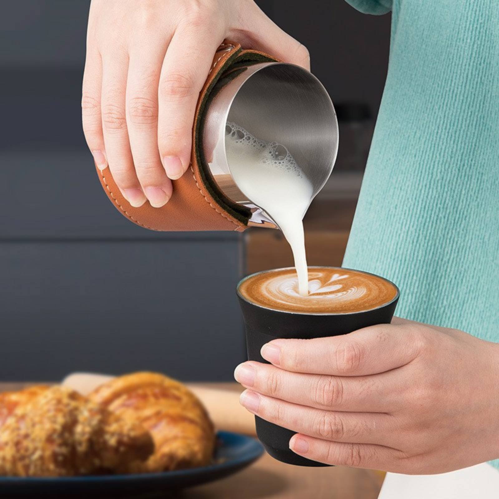 Dzbanek do latte art, odporny  – Milk Steaming Pitcher recenzja i cena